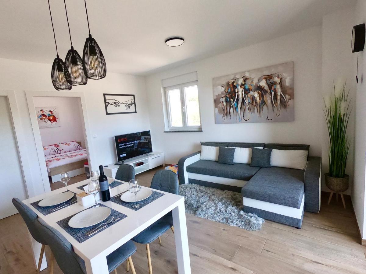 Apartment Libero Vodice Eksteriør billede